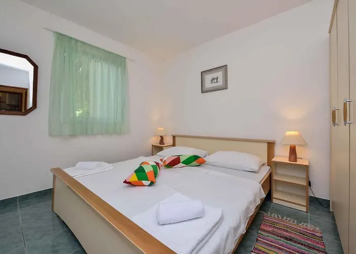- Zadar Riviera 8249 Nyaraló Petrčane